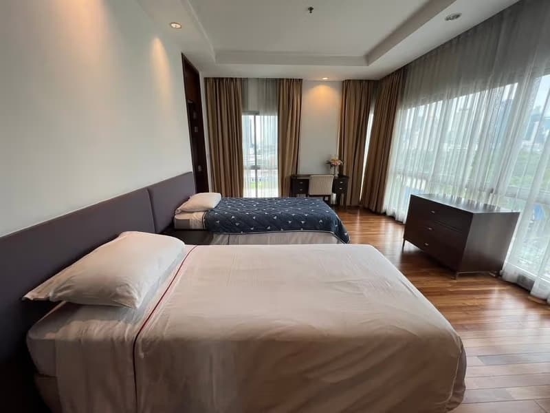 3 Bed Condo for Rent in Pathum Wan