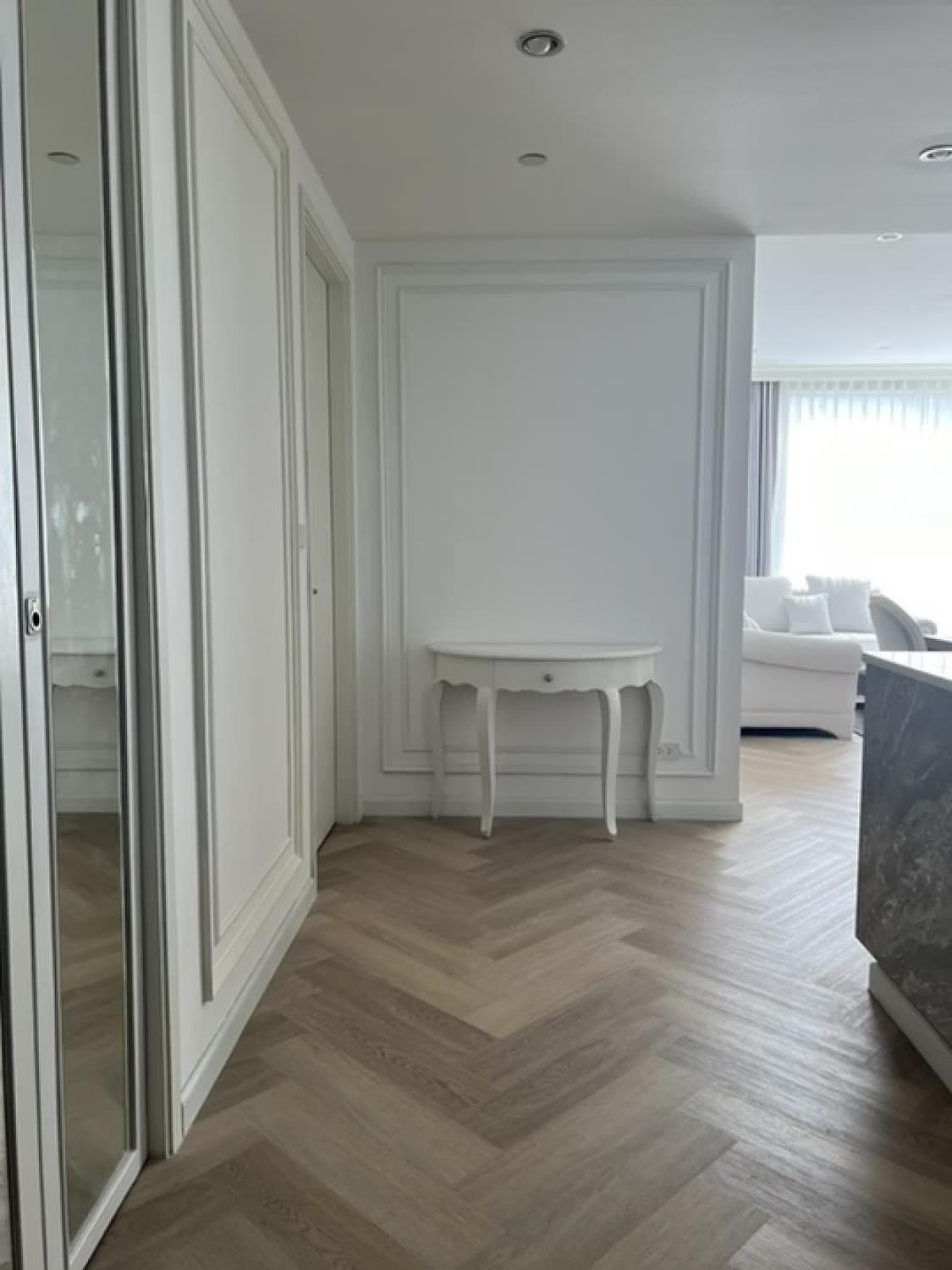 2 Bed Condo for Sale in Ratchathewi - Image 5