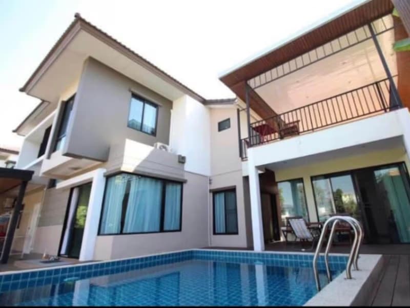 5 Bedroom House