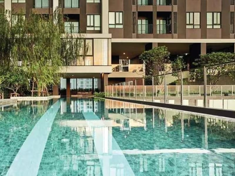 1 Bedroom Condo