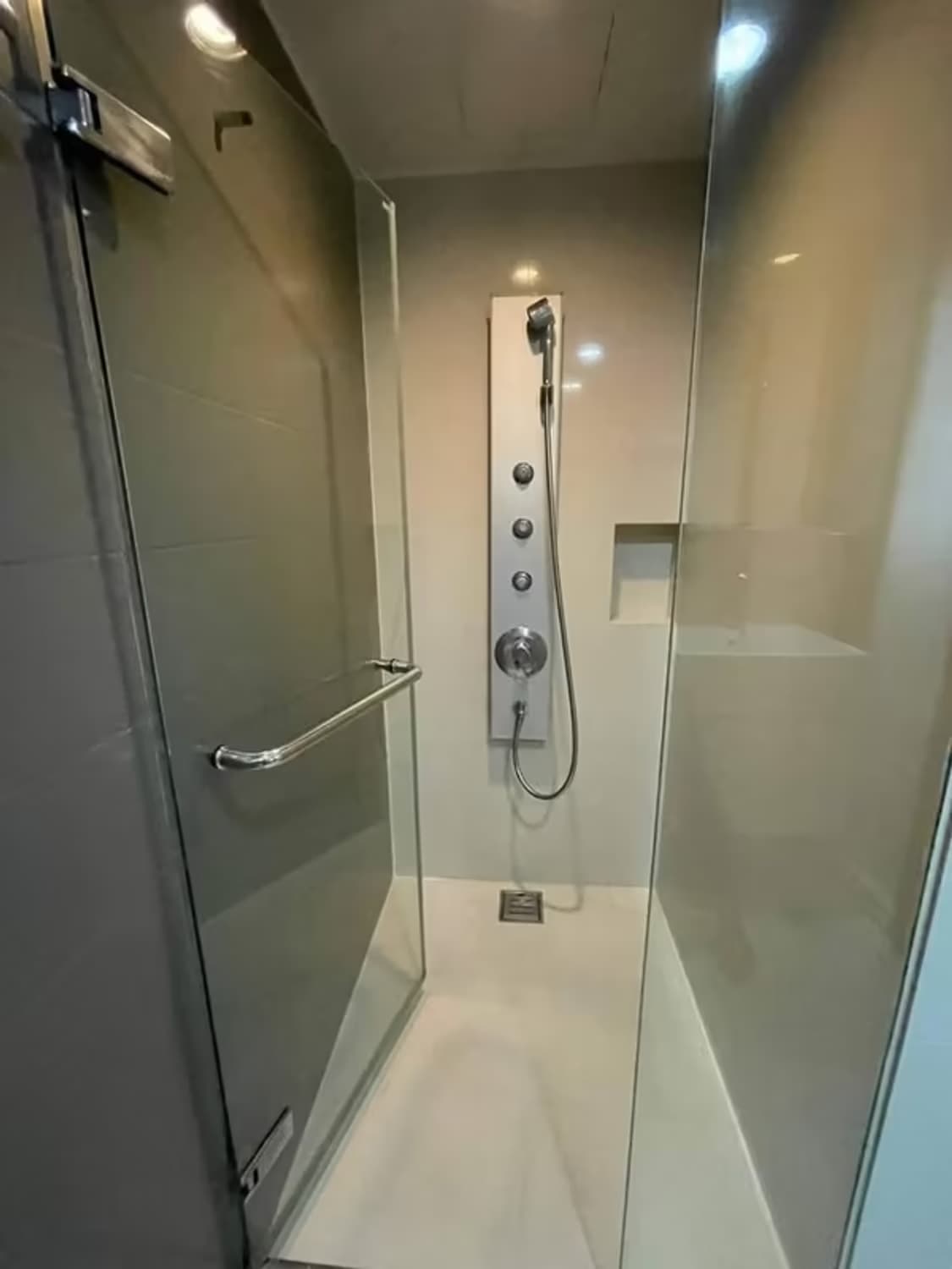 1 Bedroom Condo - Image 8