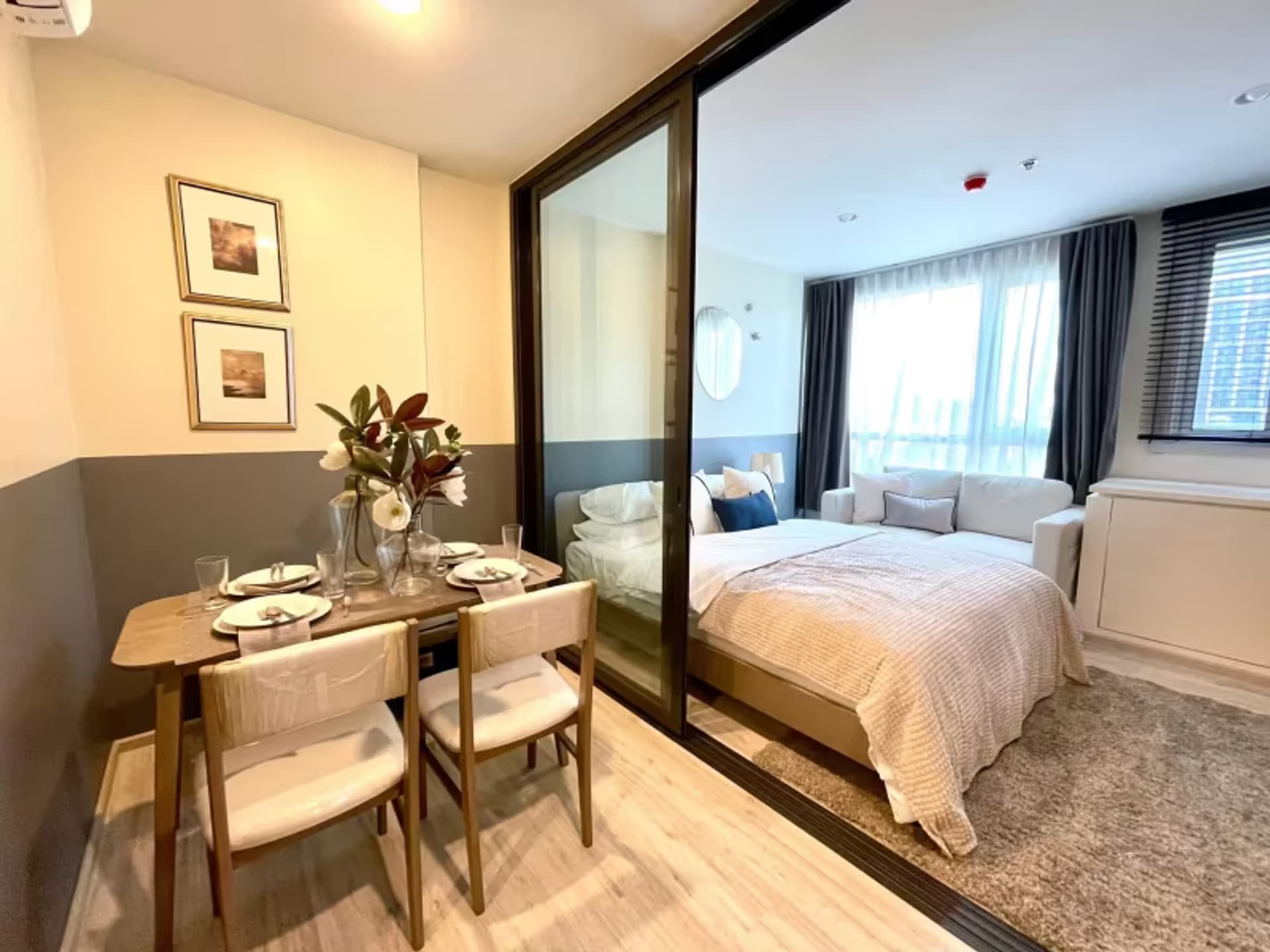 Condo for Rent, Sale at XT Huaikhwang - Image 1