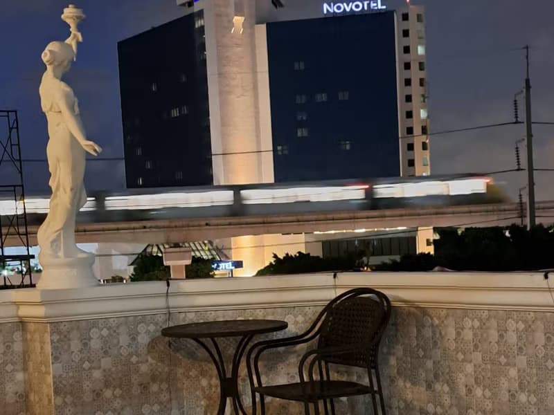 4 Bed House for Sale in Prawet