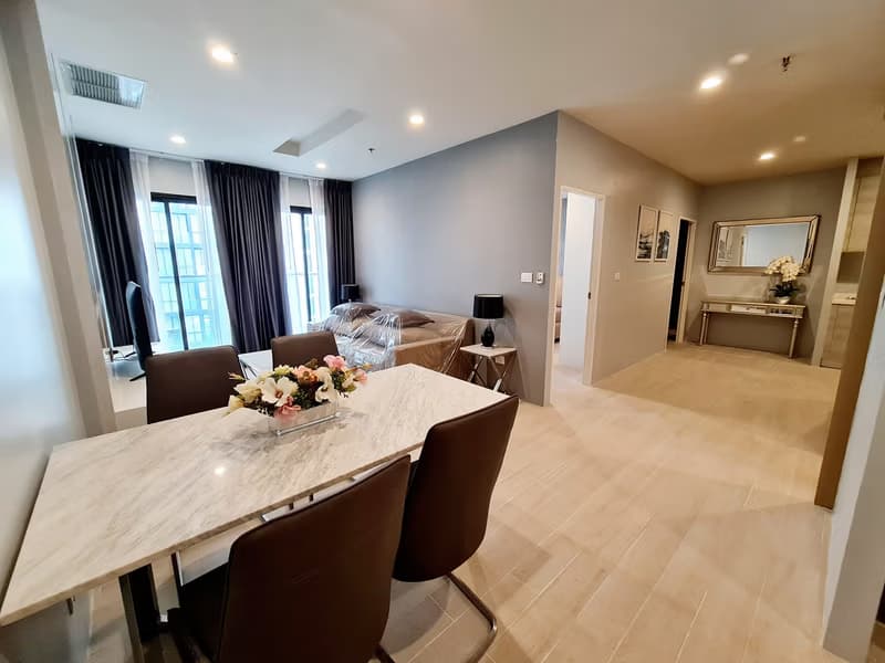 Condo for Rent at Noble Phloen Chit