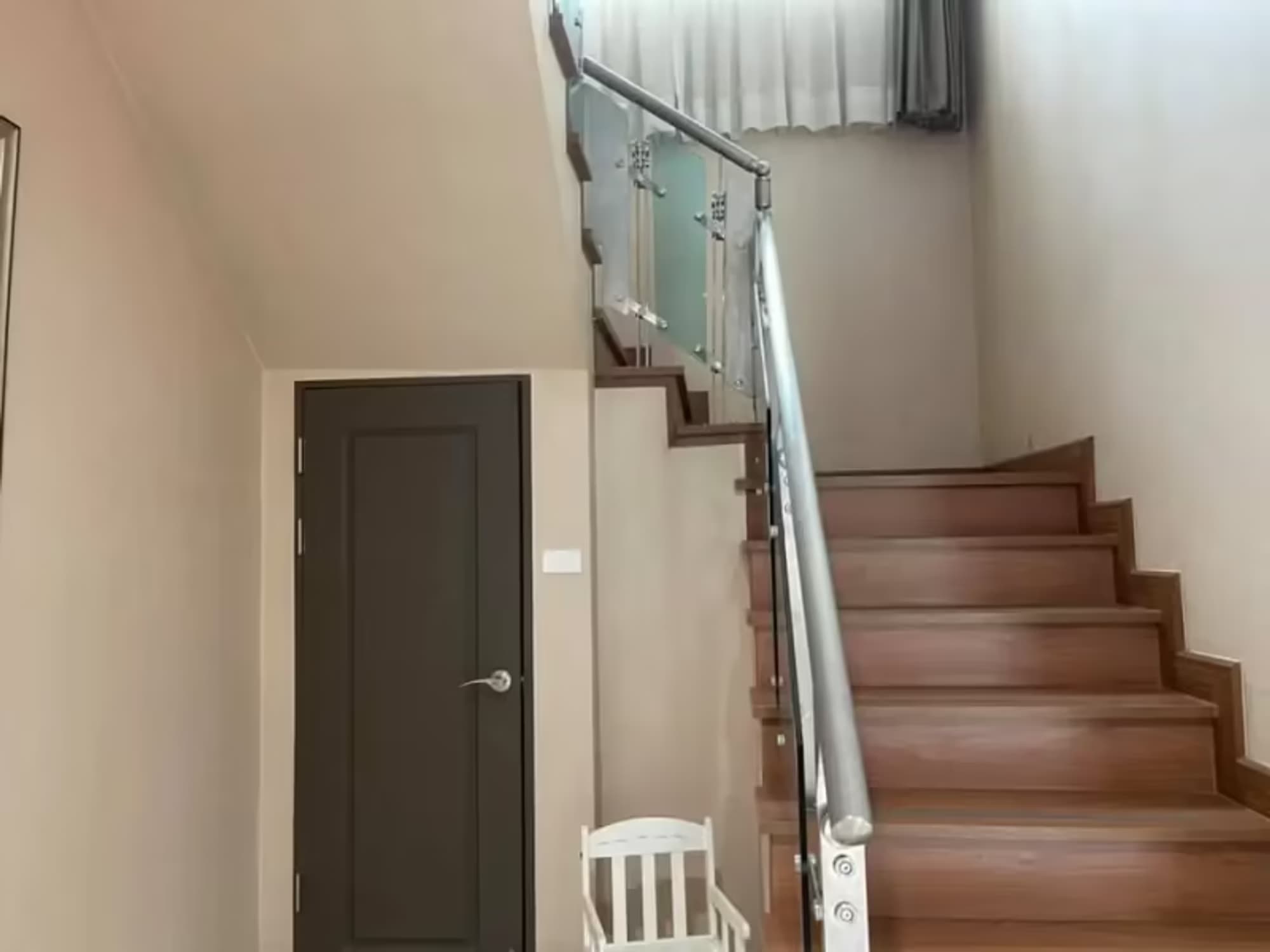 5 Bedroom House - Image 15