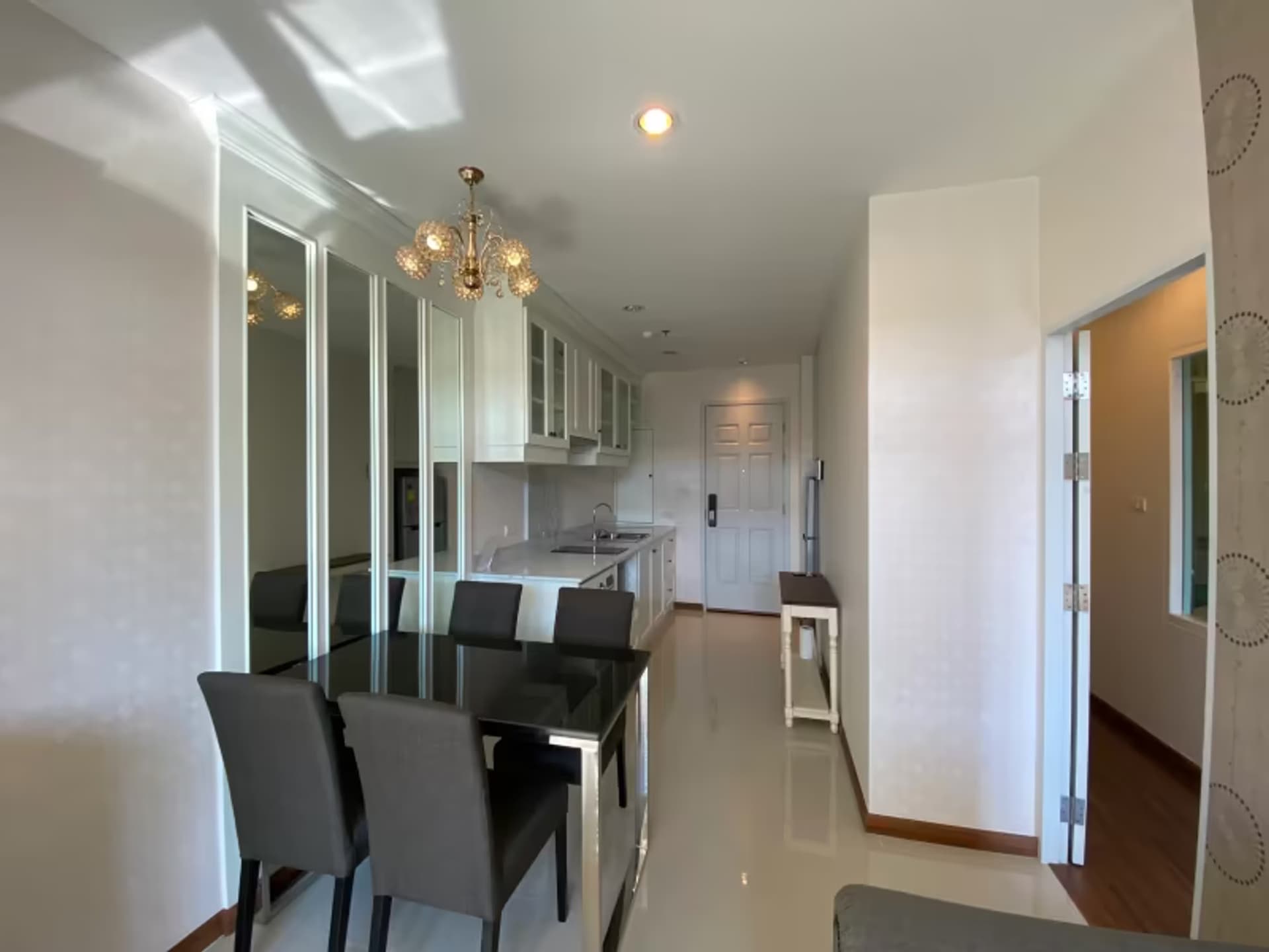 1 Bedroom Condo - Image 9