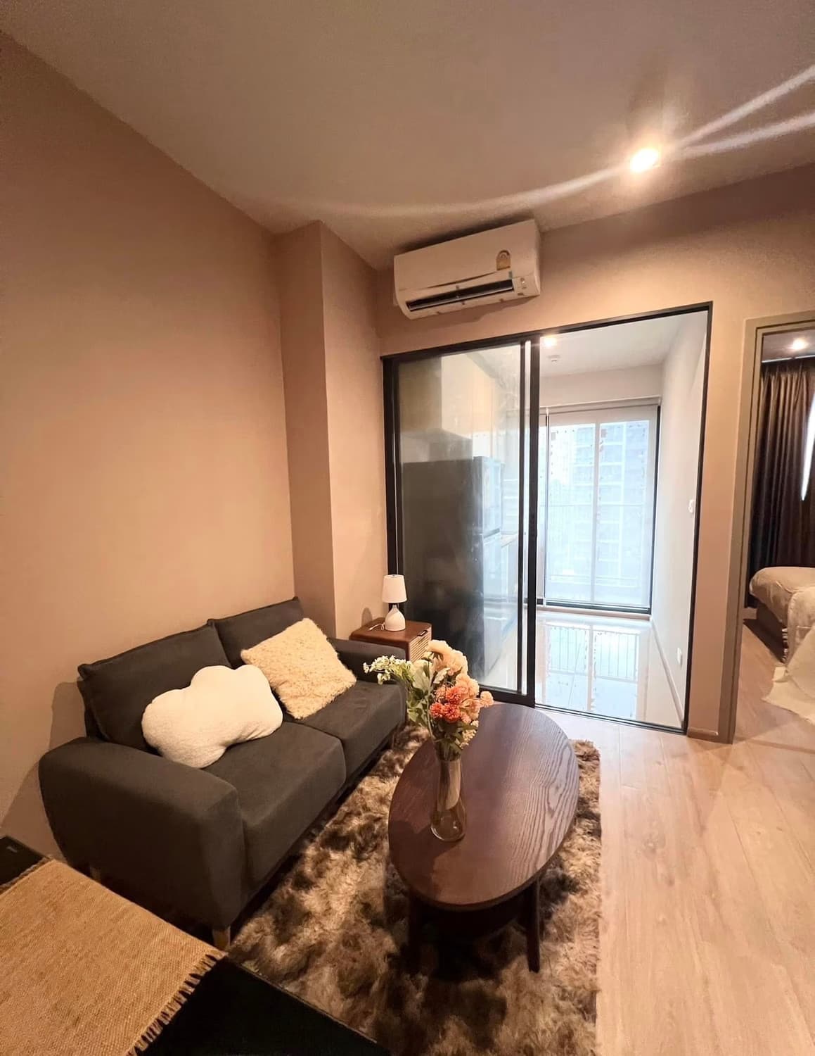 1 Bed Condo for Rent  Near Phra Ram 9 MRT - Image 6