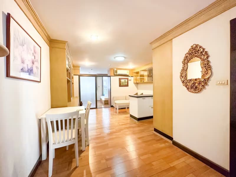 1 Bedroom Condo