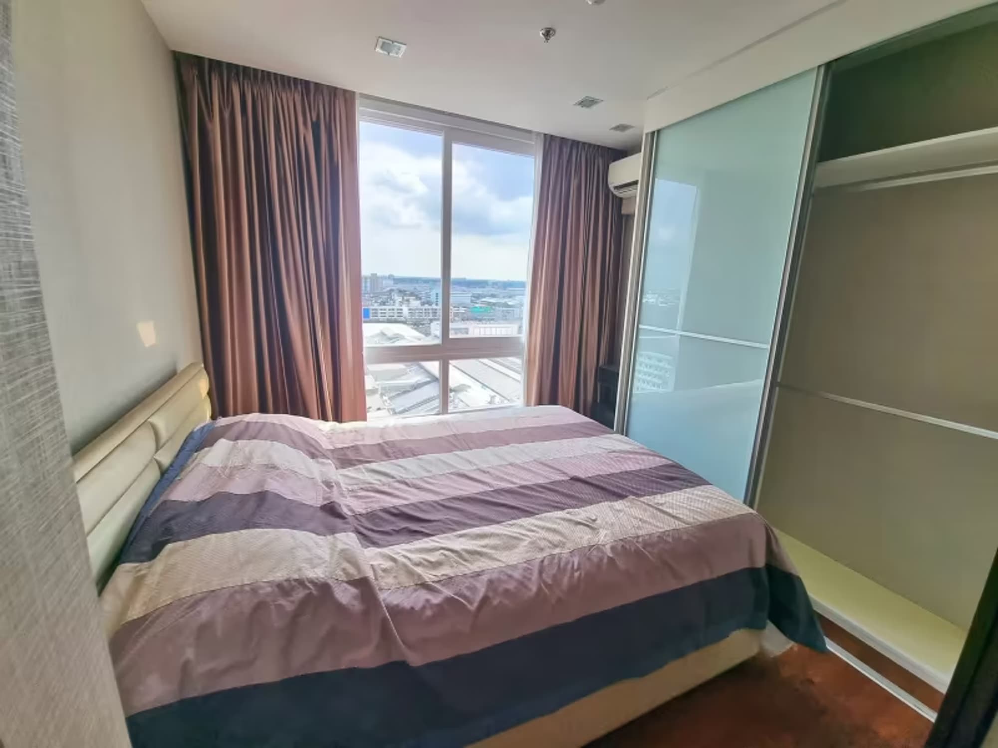1 Bedroom Condo - Image 10