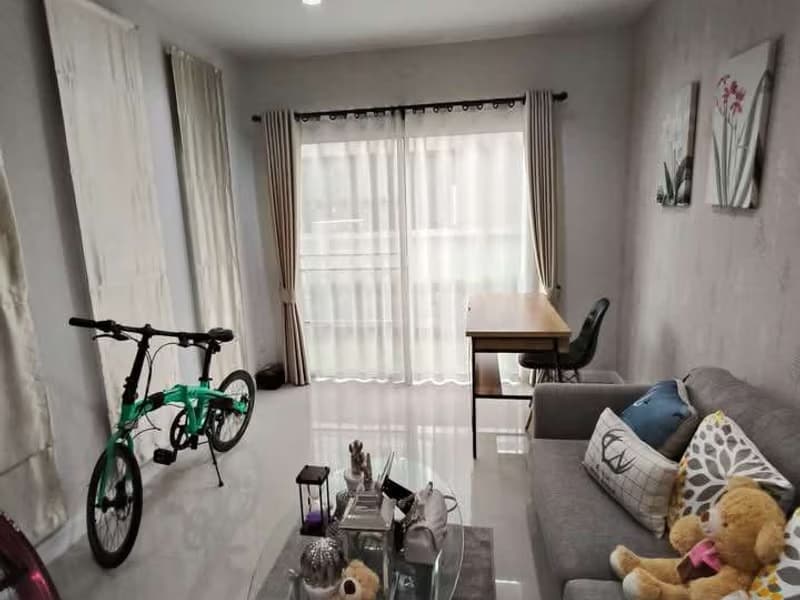 4 Bed House for Rent in San Kamphaeng