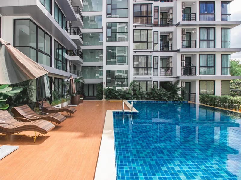 Condo for Rent, Sale at The Chateau in town 62/1-2 