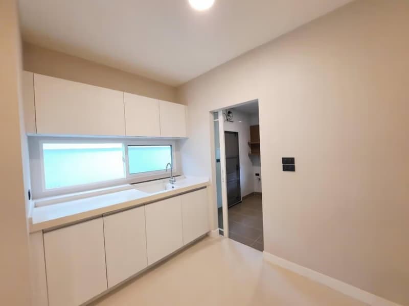 5 Bed House for Sale in Mueang Chiang Mai