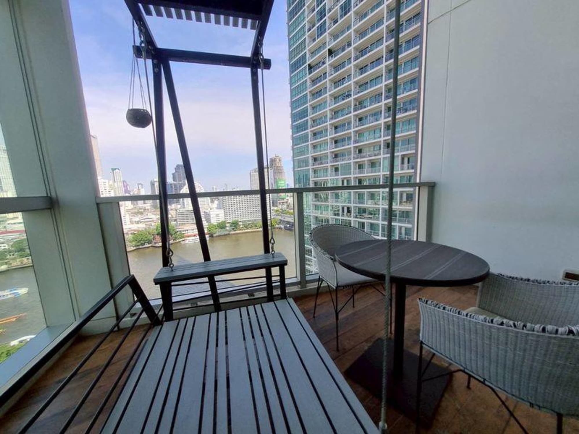 4 Bed Condo for Sale in Khlong San - Image 12