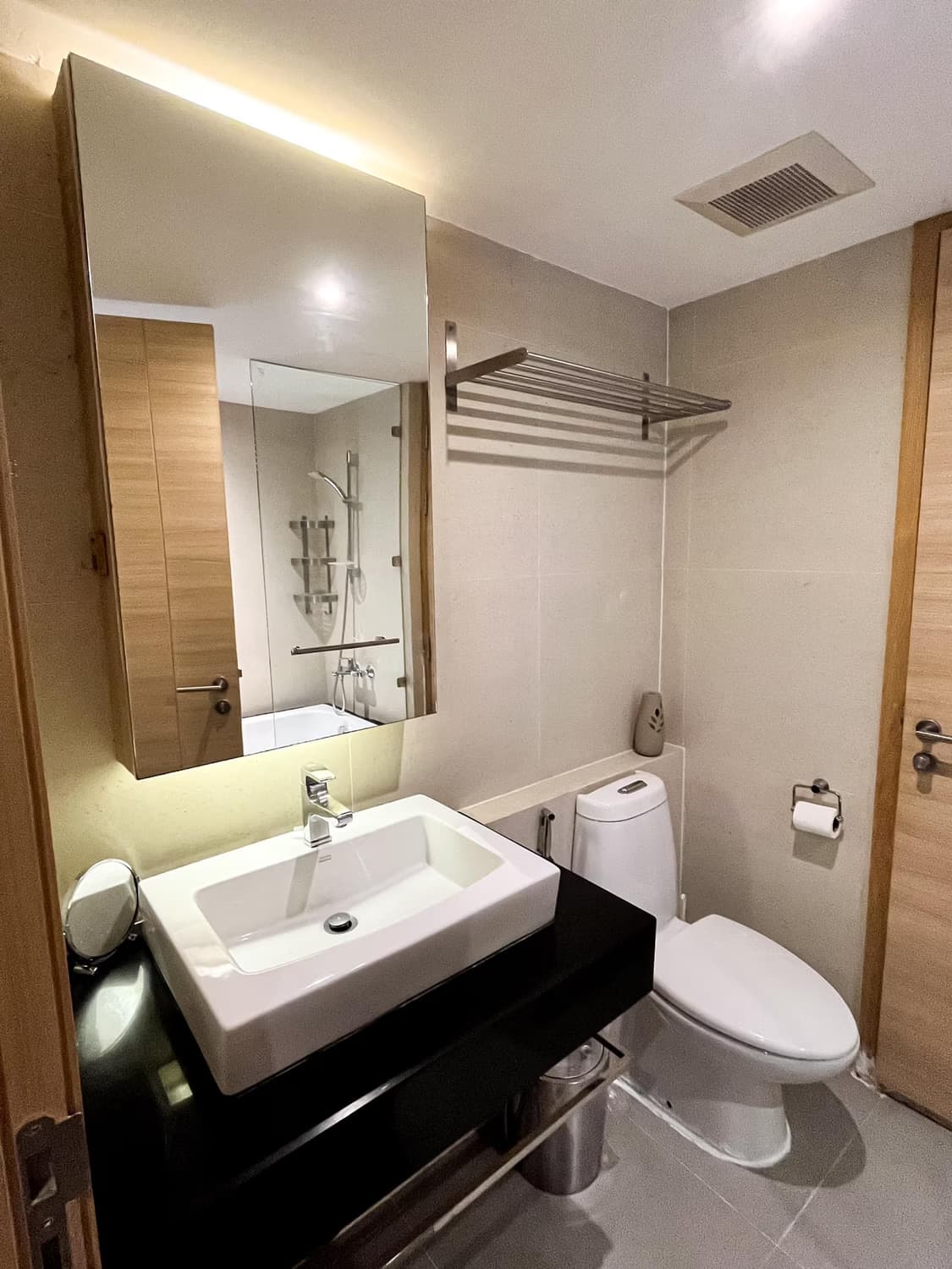 1 Bed Condo for Sale  Near Ekkamai BTS - Image 5