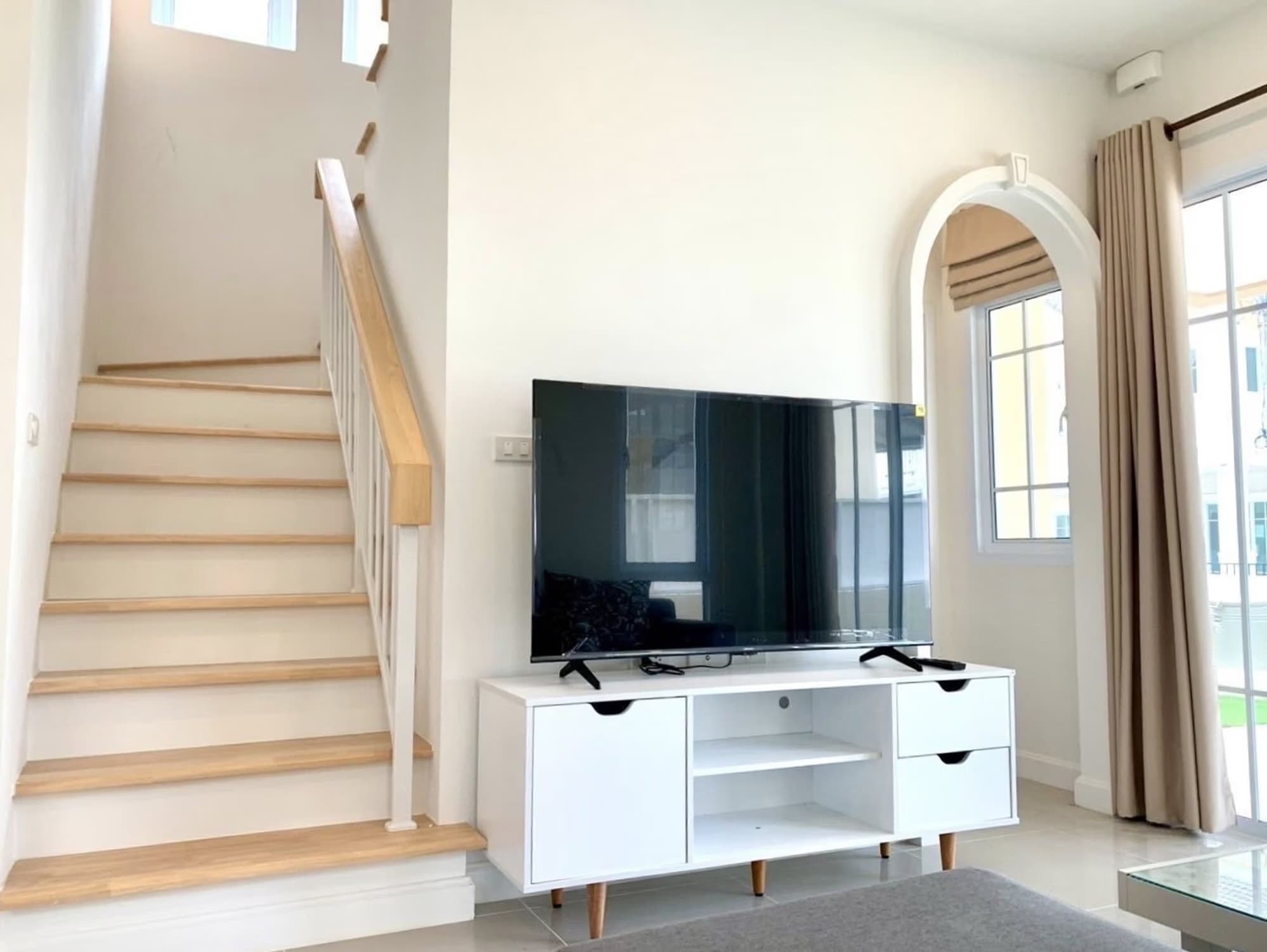 4 Bed House for Rent and Sale in Hang Dong - Image 4