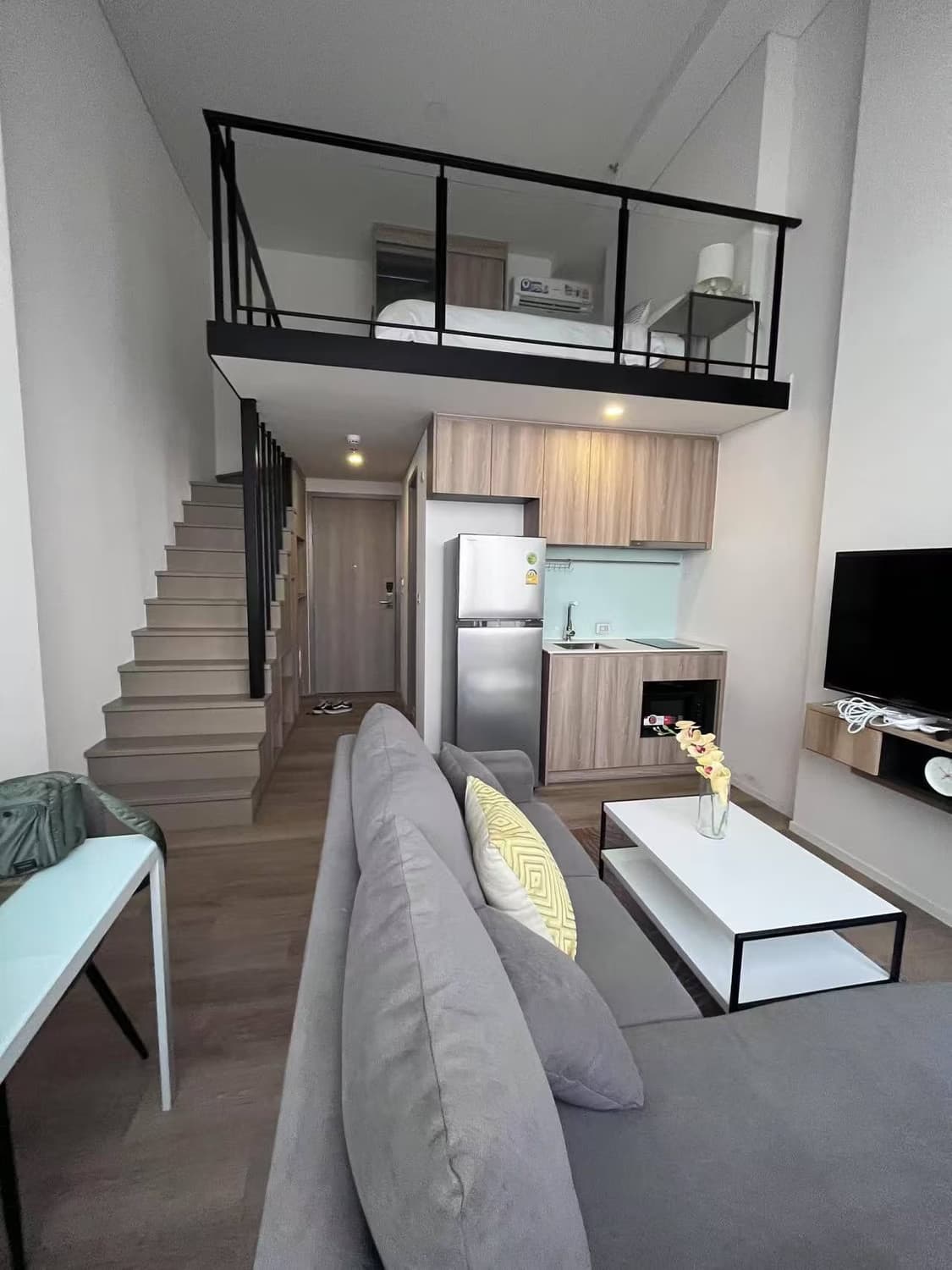 1 Bed Condo for Sale in Phra Khanong - Image 6