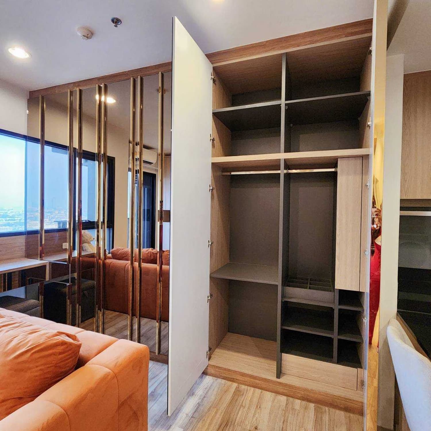 1 Bed Condo for Sale in Mueang Samut Prakan - Image 5
