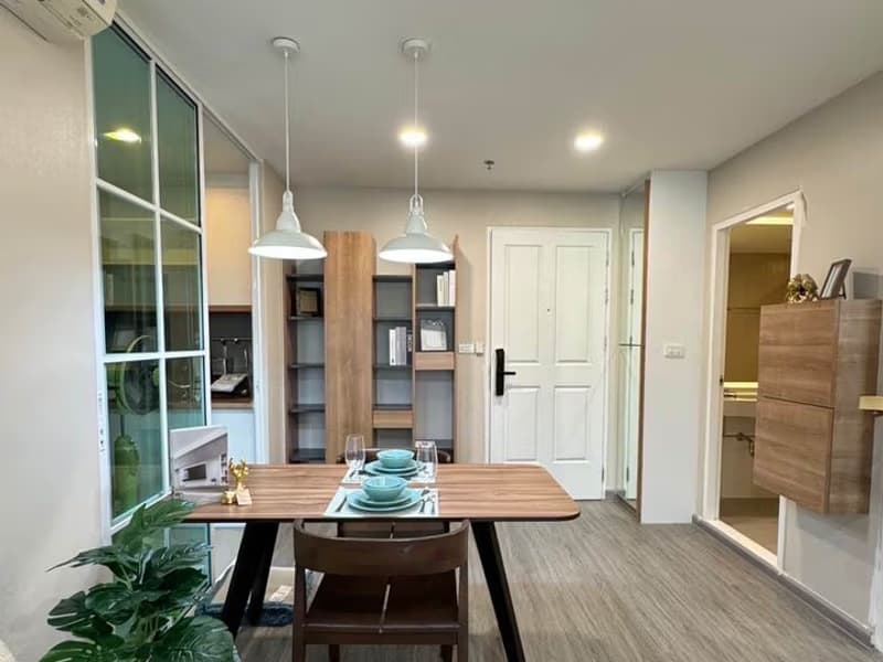 1 Bed Condo for Sale  Near Ramkhamhaeng ARL