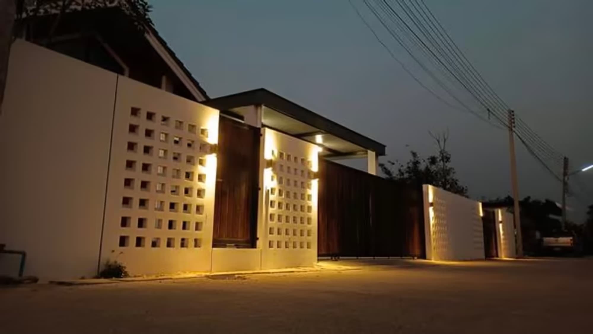 3 Bedroom House - Image 24