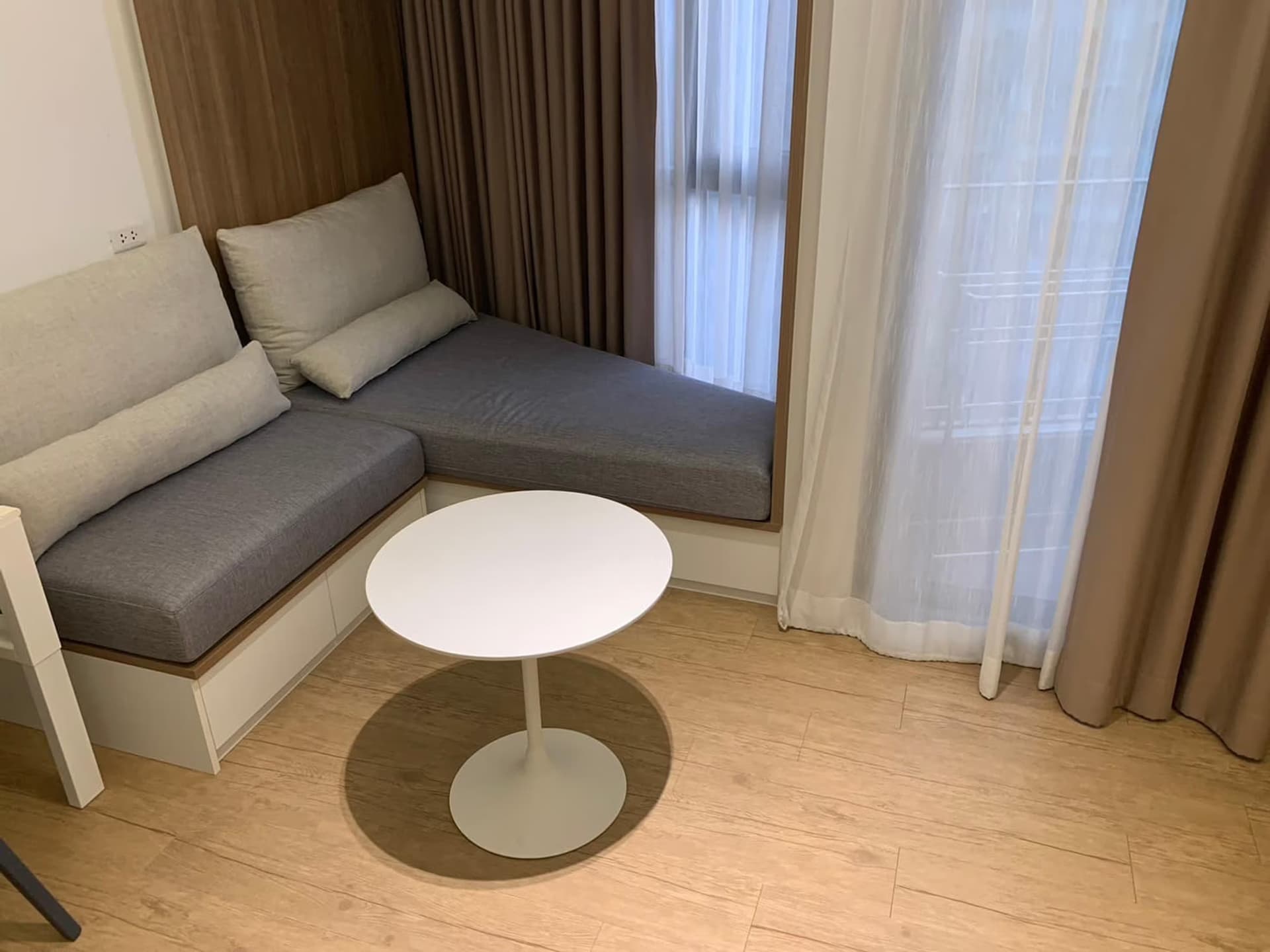 1 Bed Condo for Sale in Pathum Wan - Image 1
