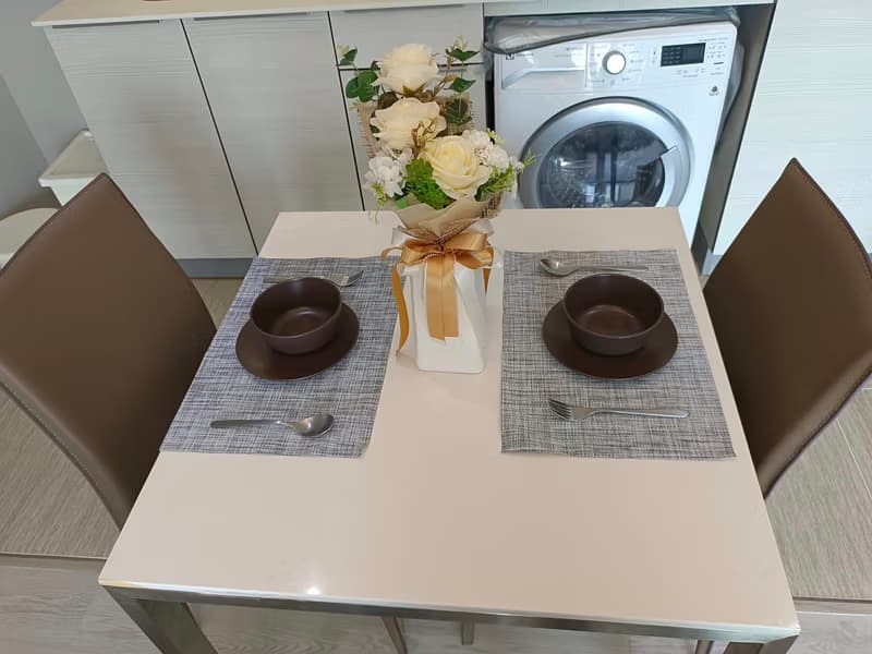 1 Bedroom Condo