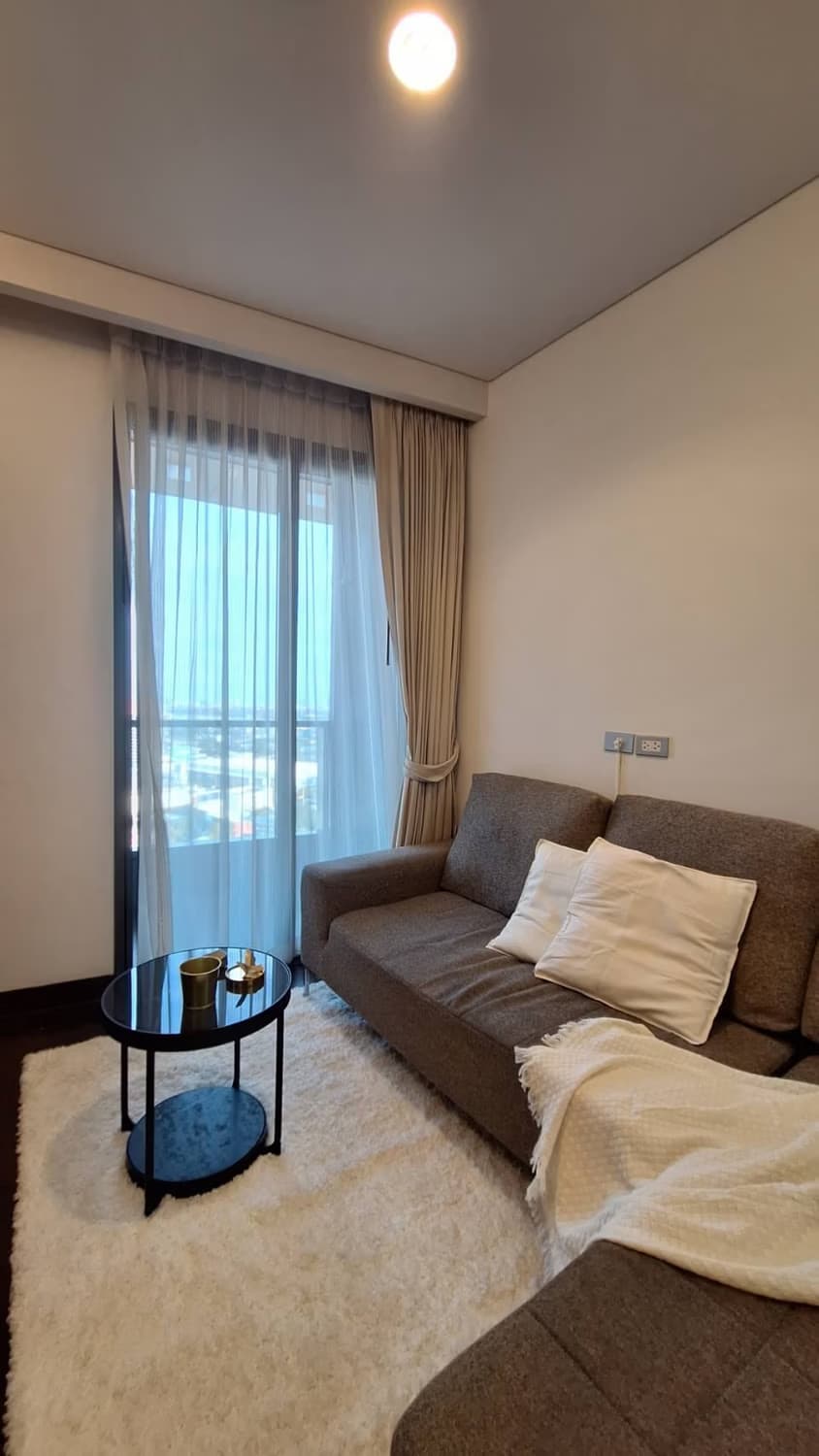2 Bed Condo for Rent in Khlong Toei - Image 3