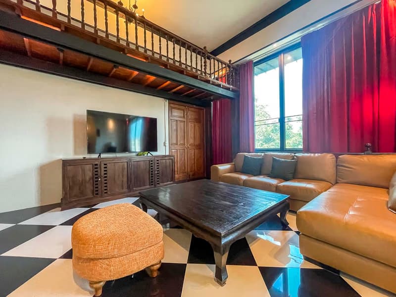 9 Bed House for Rent and Sale in Mueang Chiang Mai