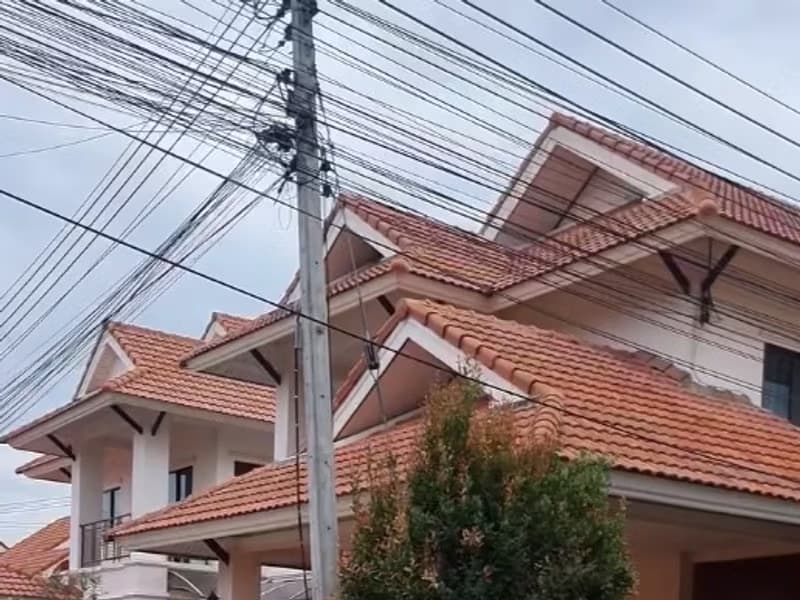 3 Bed House for Rent in San Sai