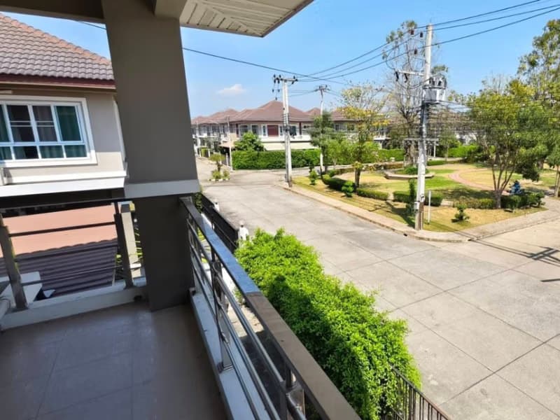 4 Bed House for Rent in San Kamphaeng