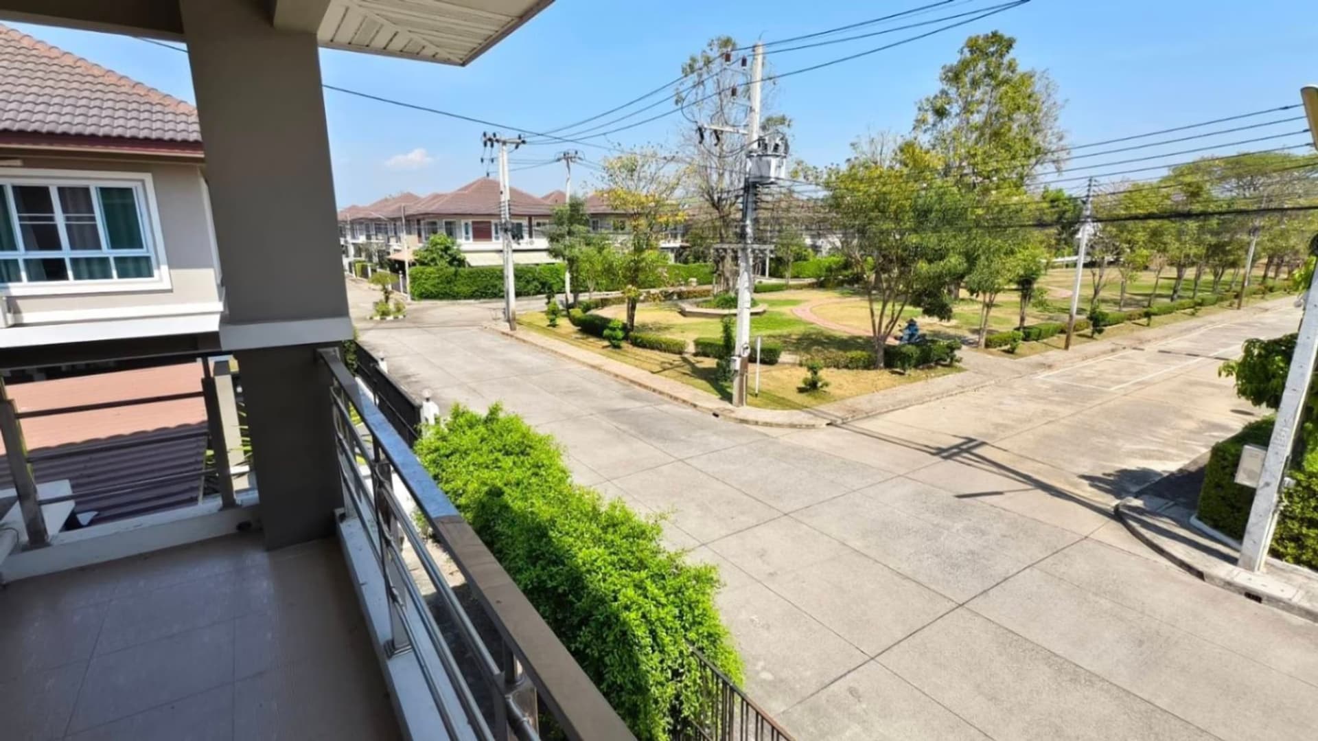 4 卧室 别墅 用于 出租 在 San Kamphaeng - Image 16