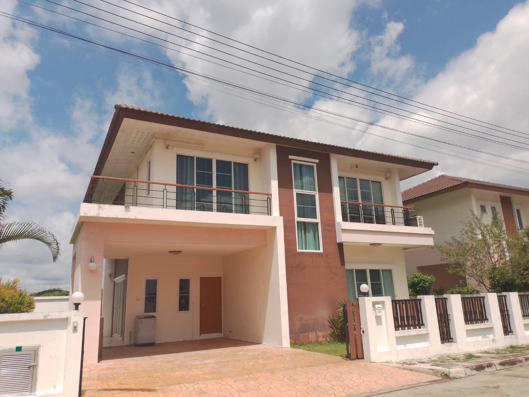 3 Bed House for Rent in Hang Dong - Image 1