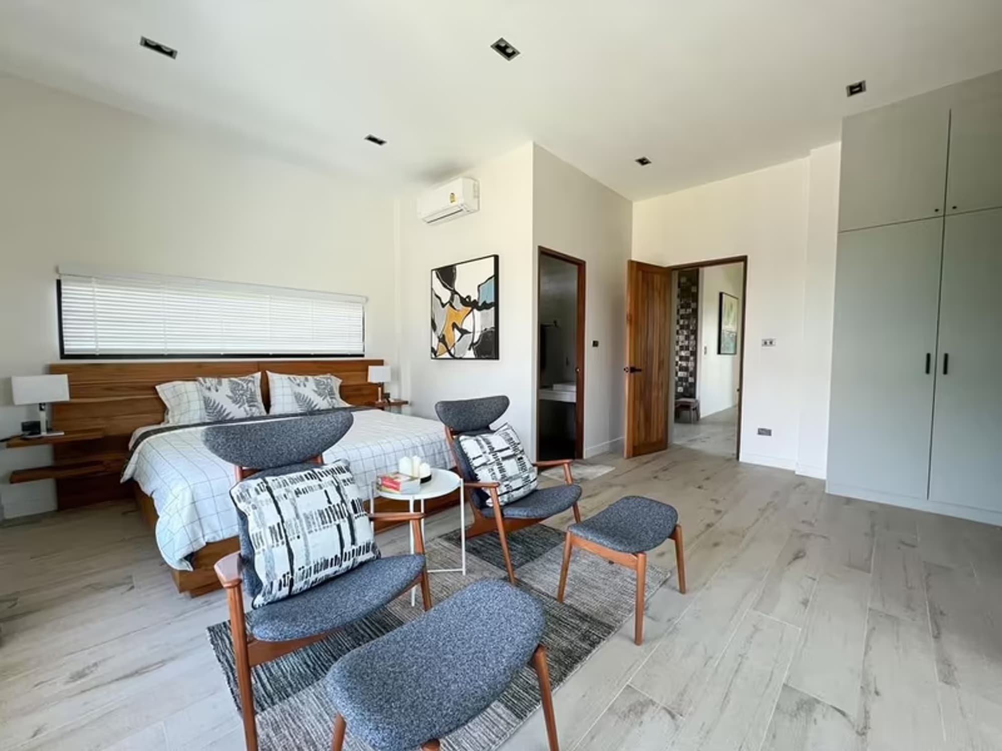 3 Bedroom House - Image 2