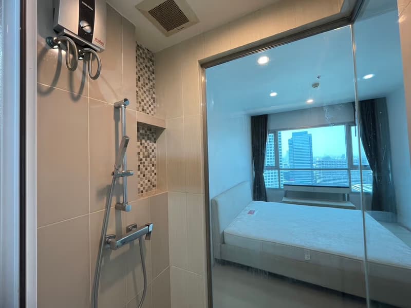 2 Bed Condo for Rent and Sale  Near Huai Khwang MRT
