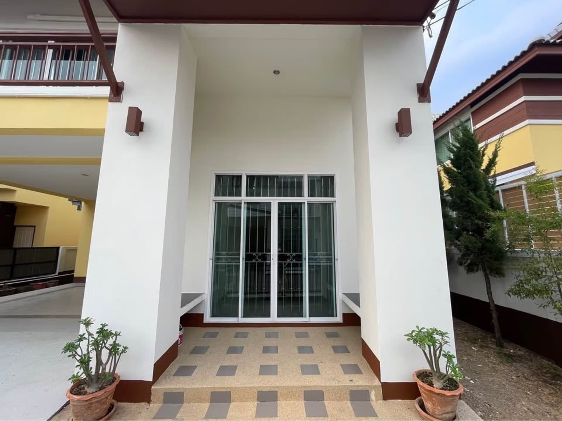 4 Bed House for Rent and Sale in Mueang Chiang Mai - Image 18