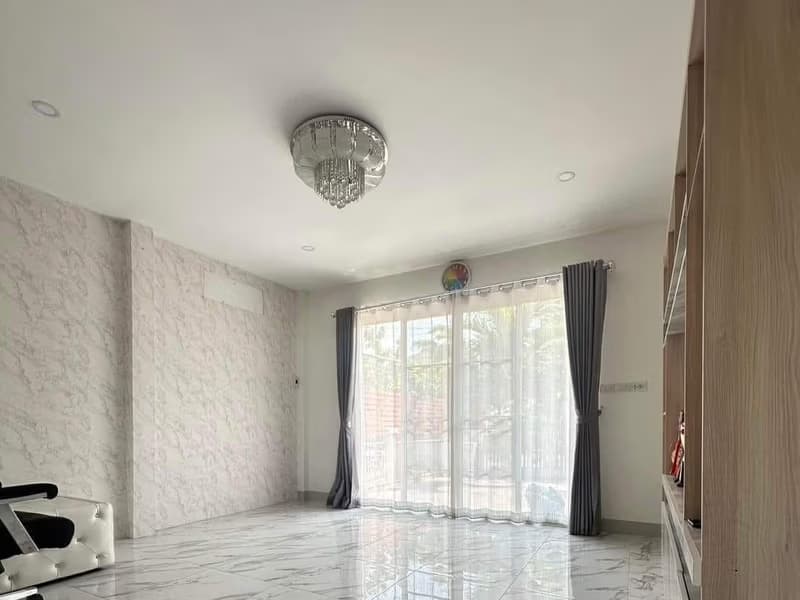 4 Bed House for Sale in San Sai District