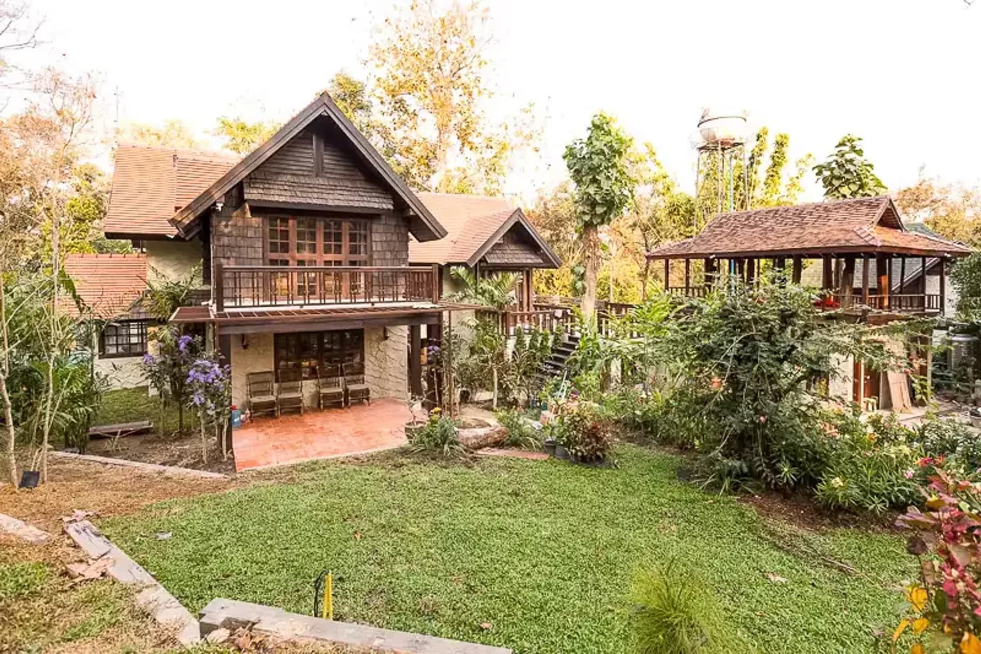 5 Bedroom House - Image 7