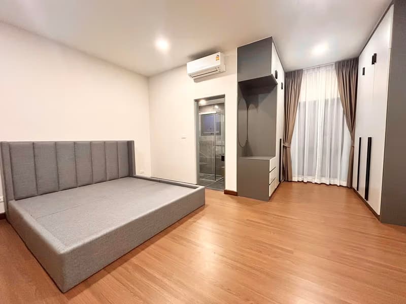 Condo for Rent at The City Bangna (New Project)