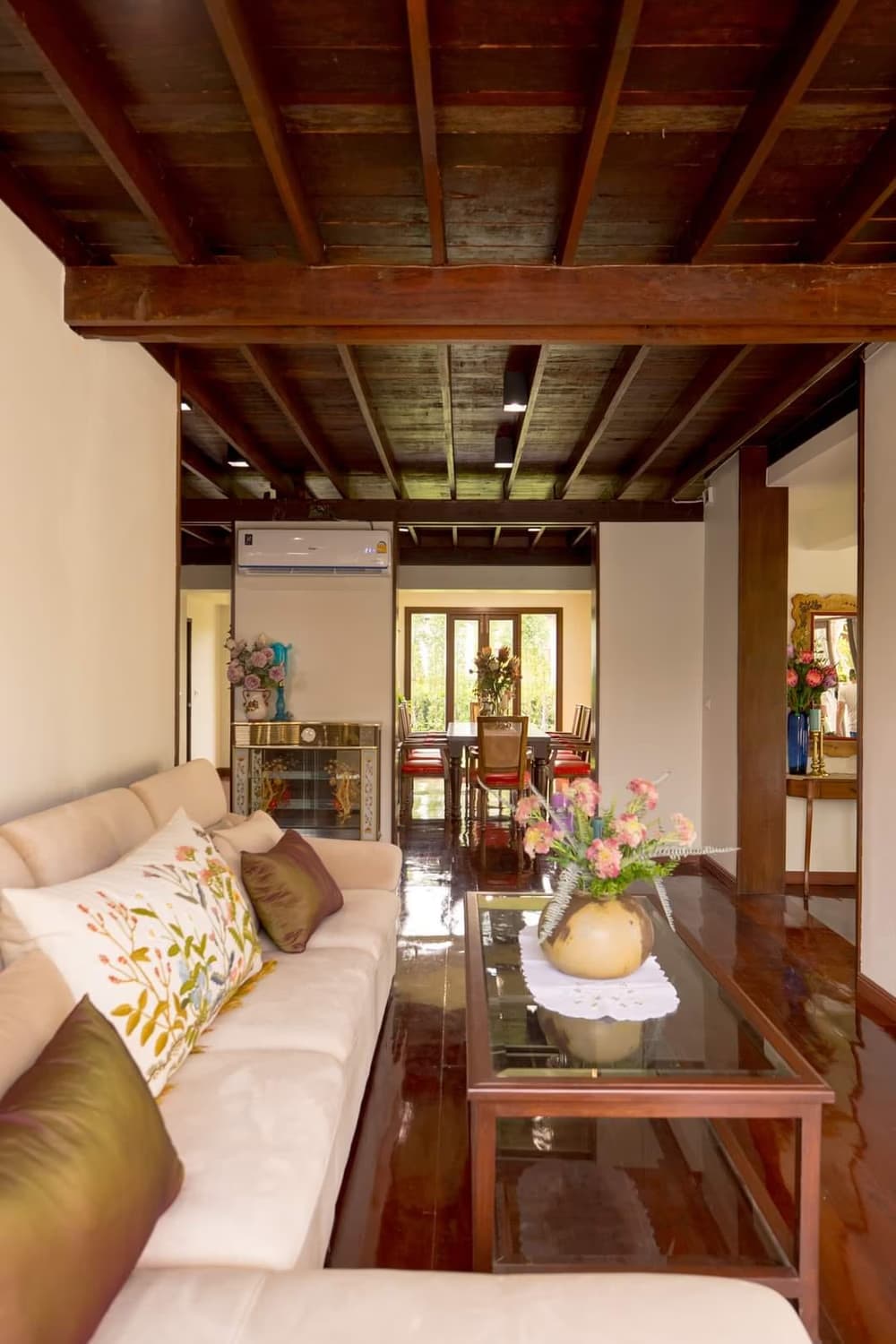 Pool Villa in Saraphi, Teak Traditional Thai Style - Image 10