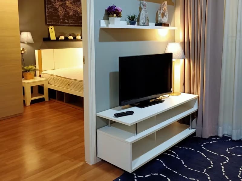 1 Bedroom Condo