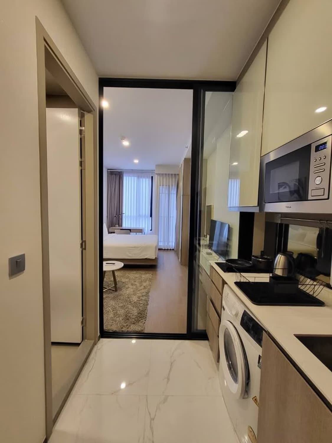Studio Condo for Rent in Ratchathewi - Image 4