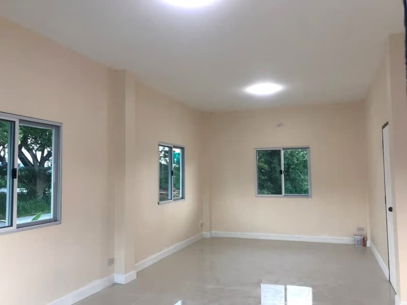 4 Bed House for Rent in Saraphi District