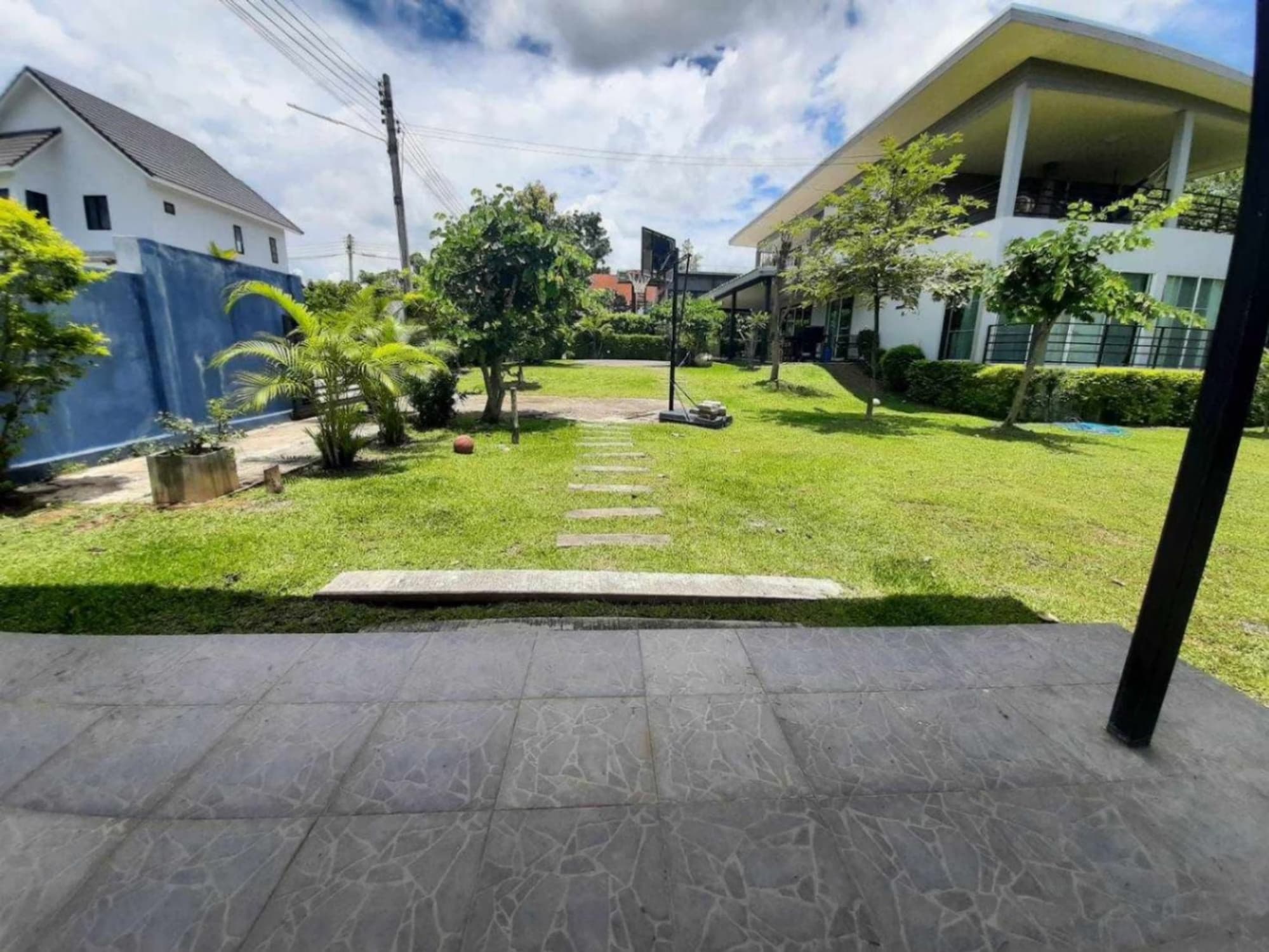 3 Bed House for Rent in Hang Dong - Image 8