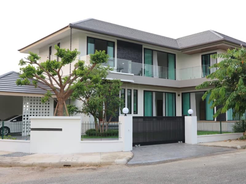 3 Bed House for Sale in San Kamphaeng District
