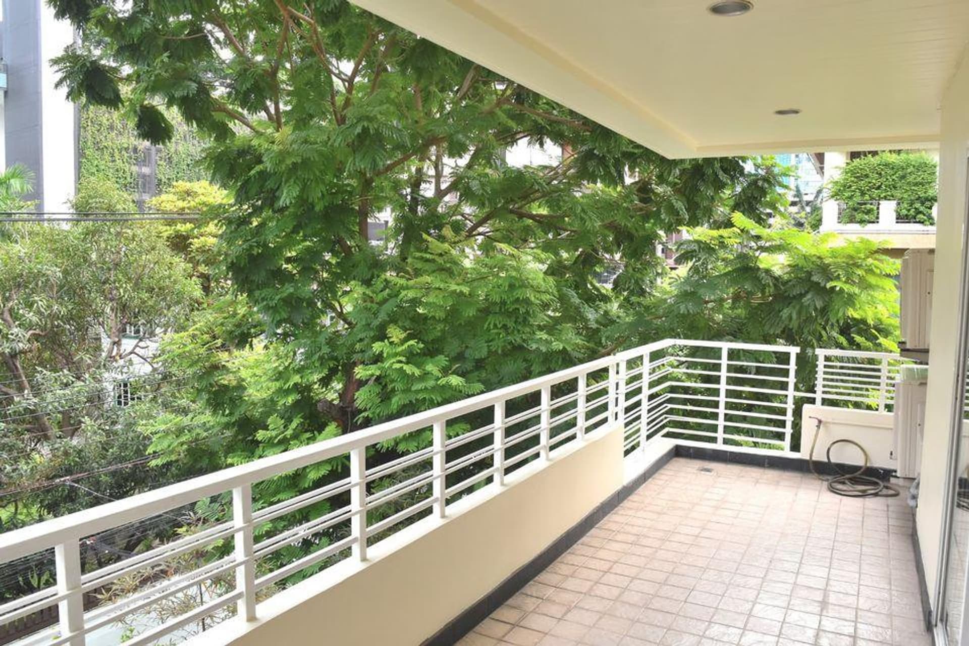 3 Bed Condo for Rent in Sathon - Image 23