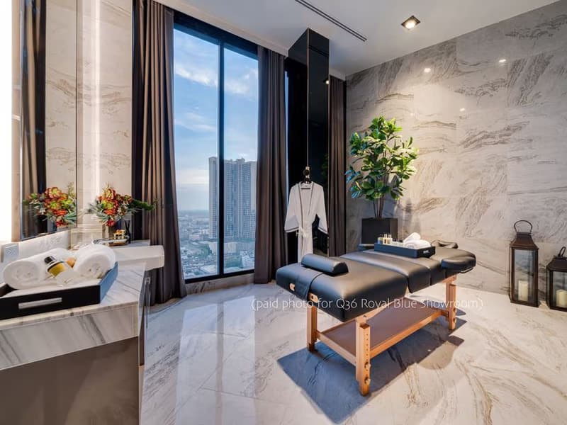 1 Bedroom Condo