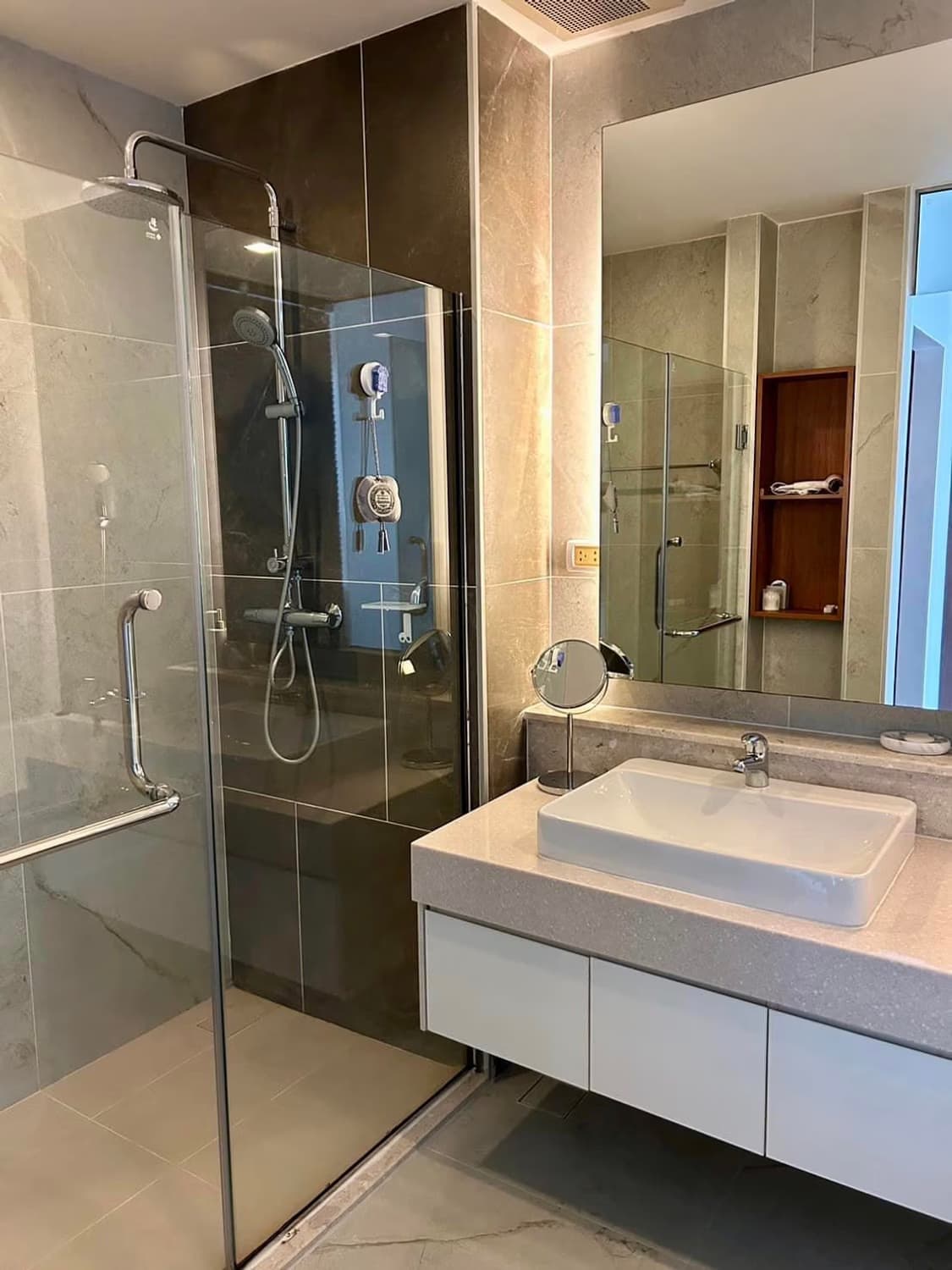 Condo for Sale at Astra Condo - Image 7