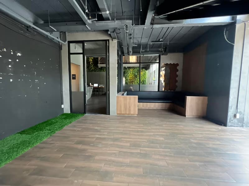 undefined Bed Commercial for Rent in Watthana