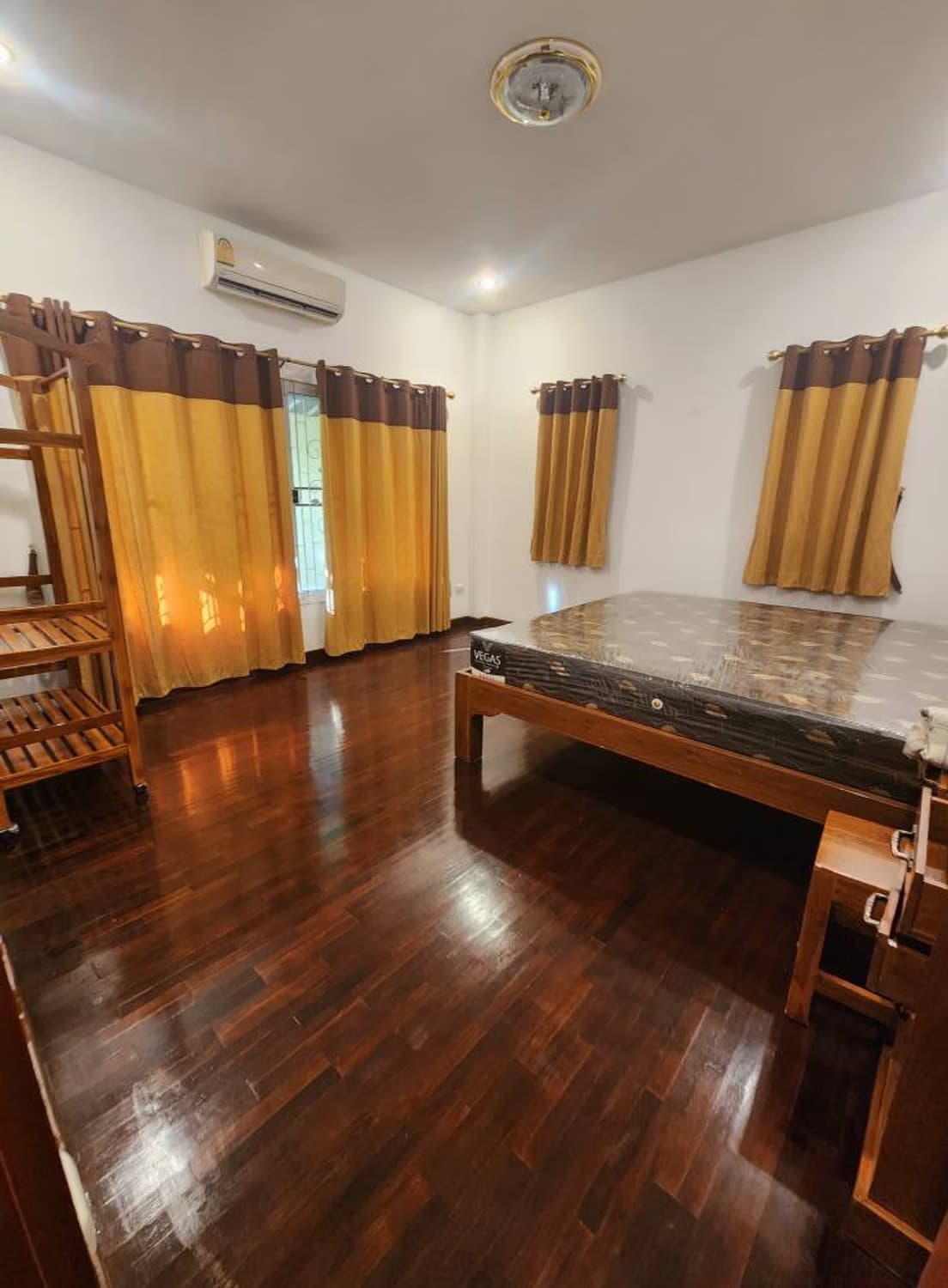 5 卧室 别墅 用于 出租 在 Mueang Chiang Mai - Image 15