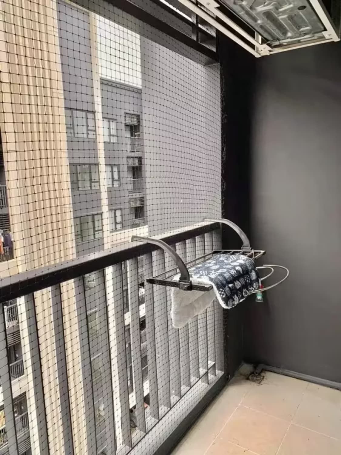 1 Bedroom Condo - Image 2