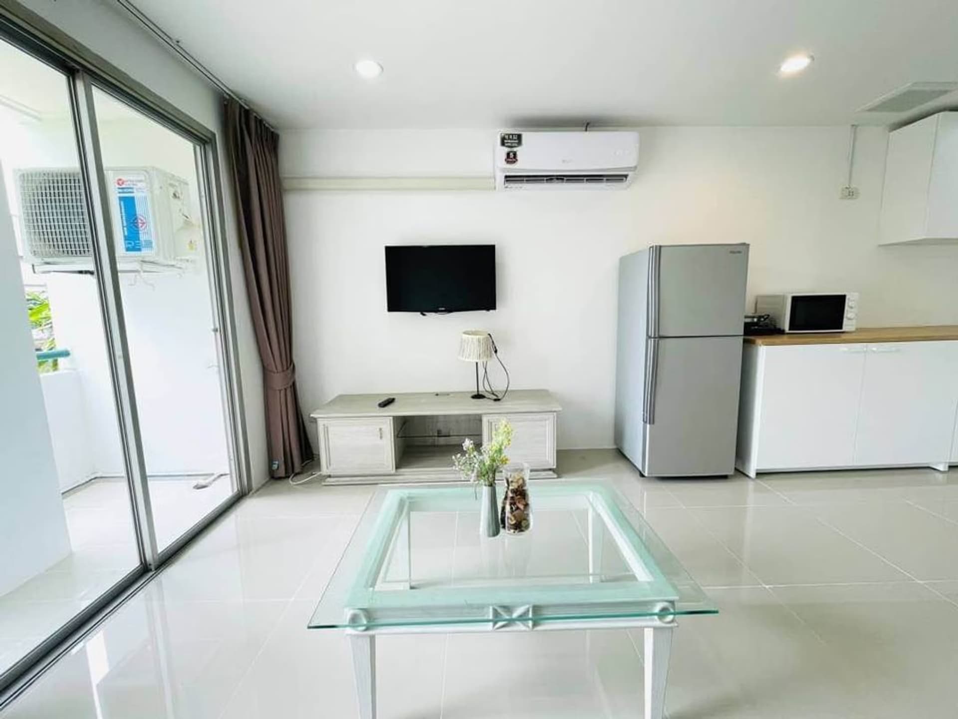 2 ห้องนอน Condo สำหรับ จำหน่าย ใน คลองเตย - Image 2